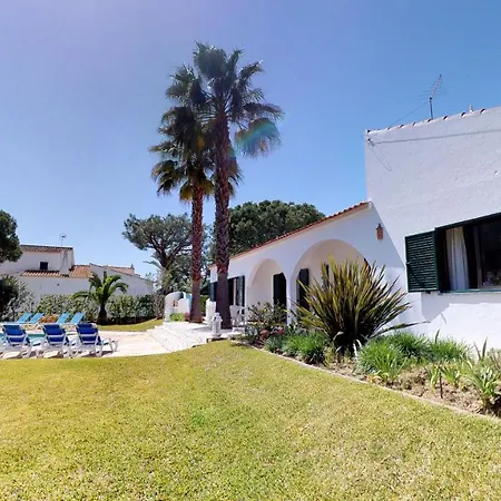 Villa Tolima Vilamoura 4 Bedroom With Pool
